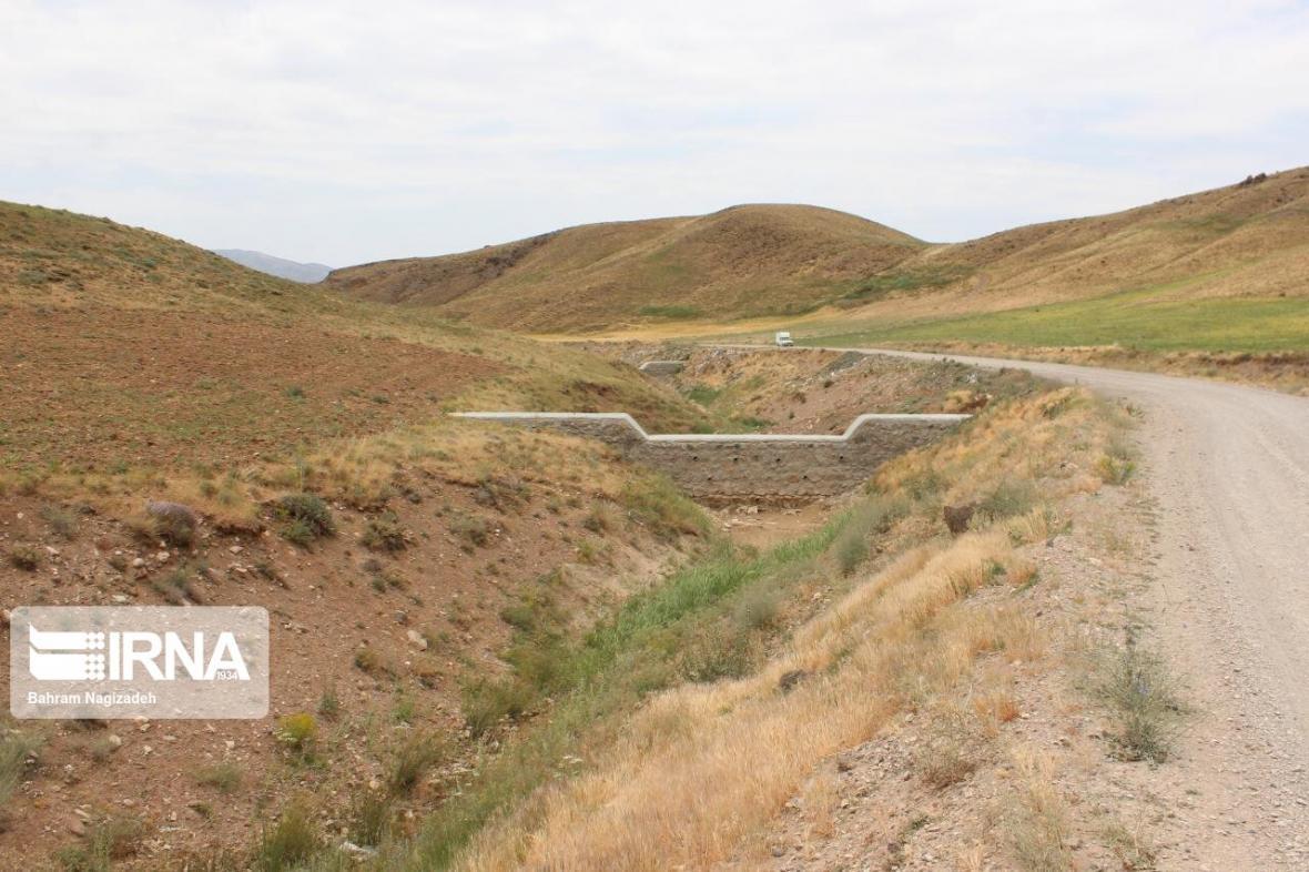خبرنگاران 24 طرح آبخیزداری در لارستان فارس وارد فاز اجرایی خبرنگاران 24 طرح آبخیزداری در لارستان فارس وارد فاز اجرایی شد