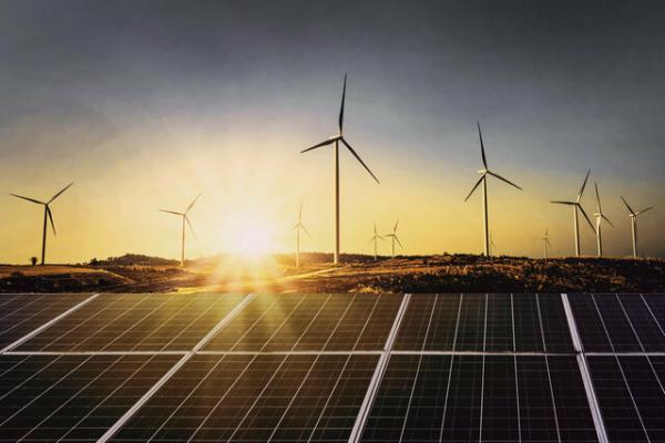 وزارت نیرو به تعهداتش برای توسعه انرژی های تجدیدپذیر عمل نکرده است